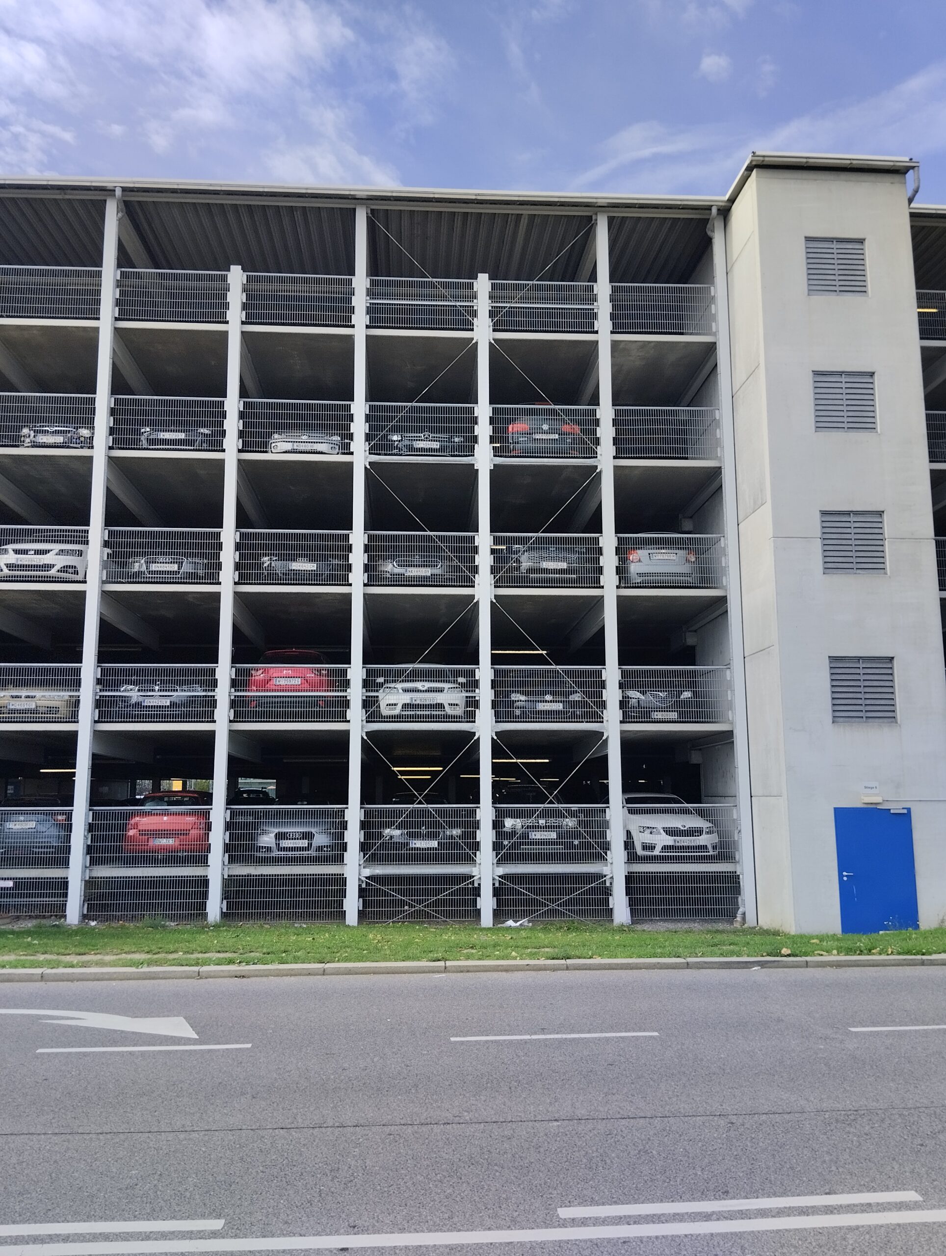Parkovanie na letisku Schwechat Viedeň